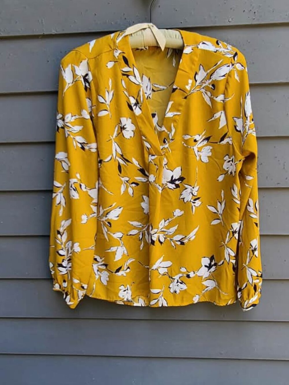 PaperMoon Gold Black Floral Top No Size